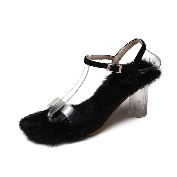 Új sarokkal és pehelyes női szandál modell három színben