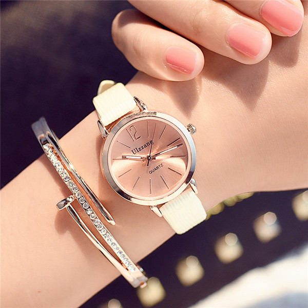 Női karóra fém szíjjal, hat színben