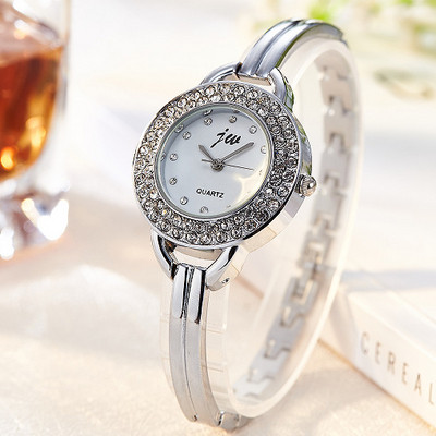 Elegáns női karóra kövekkel, két színben