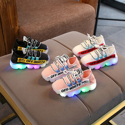 Μοντέρνα παιδικά πάνινα παπούτσια με επιγραφές και φωτισμένες σόλες σε διάφορα χρώματα