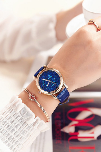 Γυναικείο ρολόι με  δερμάτινα λουριά σε έξι χρώματα