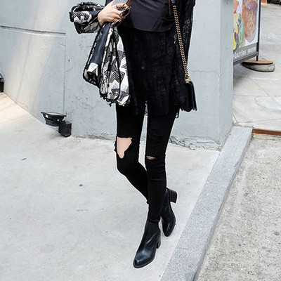 Női farmer magas derékkal, fehér és fekete színben