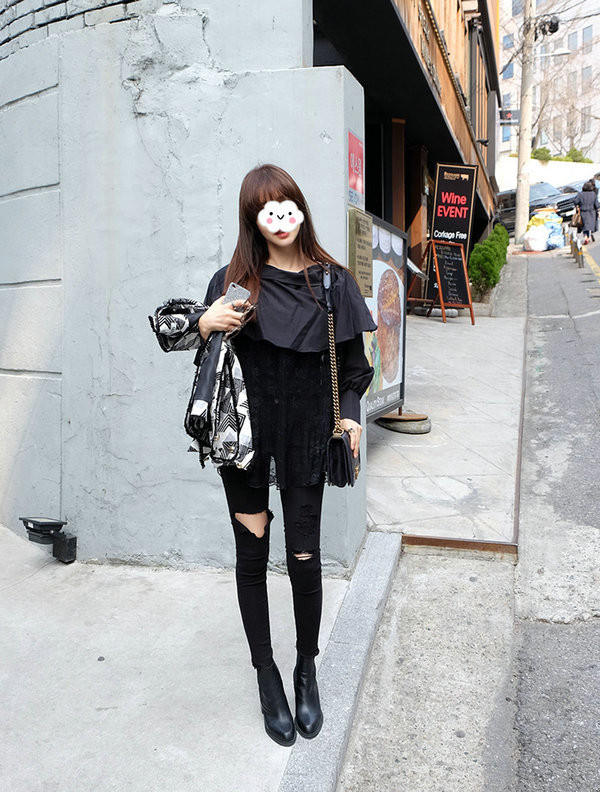 Női farmer magas derékkal, fehér és fekete színben