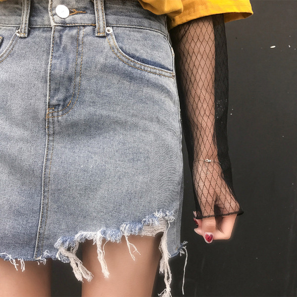 Γυναικεία φούστα denim με ανοιχτό μακρύ χρώμα