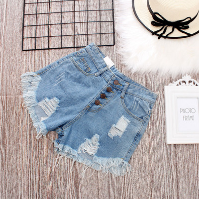 Lezser női rövidnadrág szakadt motívumokkal, különböző színekben