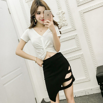 Modern női aszimmetrikus szoknya fekete színben