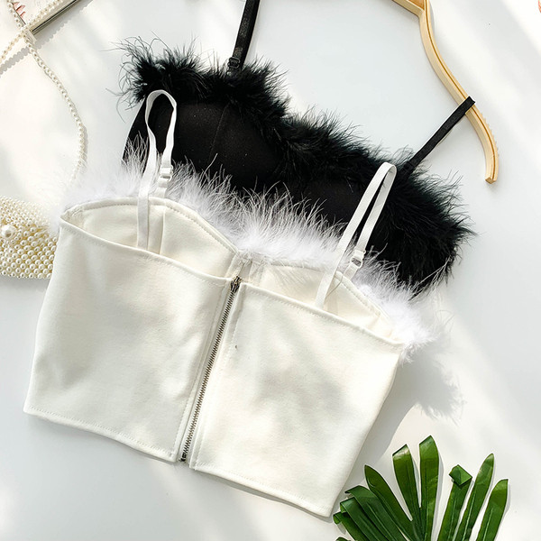 Stílusos fehérnemű fekete-fehér színben