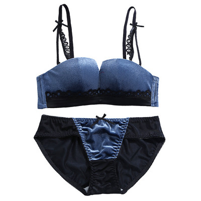 Intim fehérnemű bársonnyal és csipkével három színben