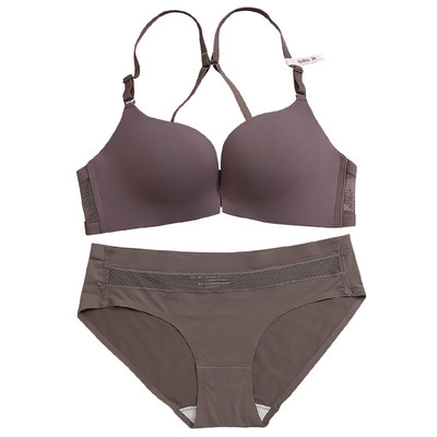 Γυναικείο σετ από δύο κομμάτια  σε διάφορα χρώματα