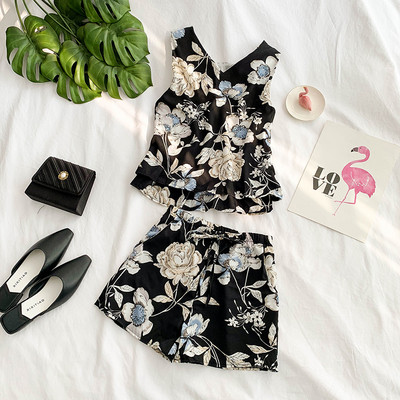 Női nyári szett virágmotívumokkal több színben