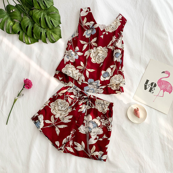 Női nyári szett virágmotívumokkal több színben