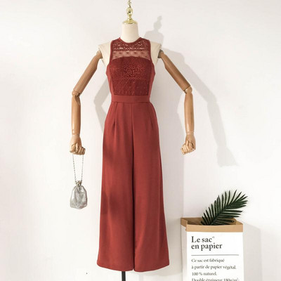 Modern női overál csipkével, három színben