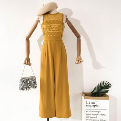 Modern női overál csipkével, három színben