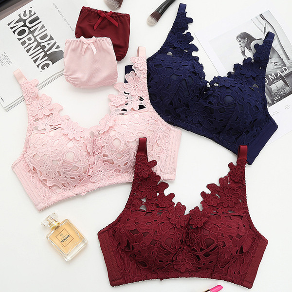 Γυναικεία εσώρουχα από δύο μέρη σε διάφορα χρώματα