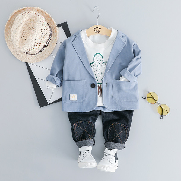 Három részből álló napi gyermekkészlet fiúknak több színben