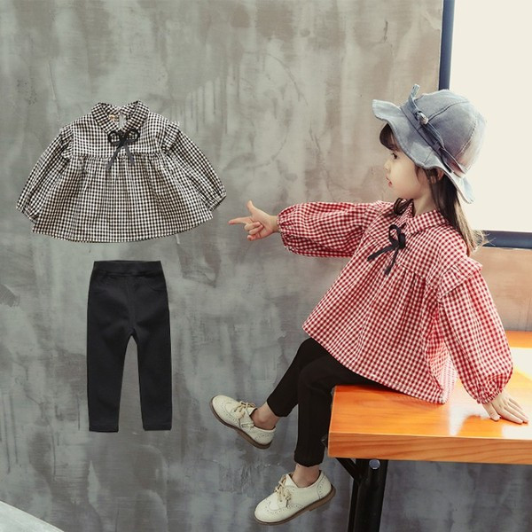 Μοντέρνο παιδικό σετ για κορίτσια που περιλαμβάνει ένα πουκάμισο και παντελόνι σε δύο χρώματα