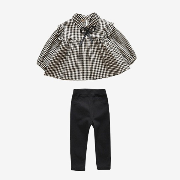 Μοντέρνο παιδικό σετ για κορίτσια που περιλαμβάνει ένα πουκάμισο και παντελόνι σε δύο χρώματα