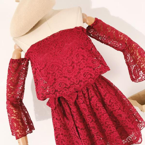 Κομψή γυναικεία ολόσωμη φόρμα δαντέλα σε τρία χρώματα