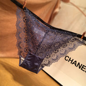 Γυναικεία εσώρουχα σε πέντε χρώματα