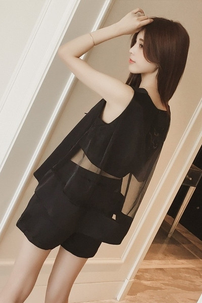 Kétrészes, fekete-fehér női nyári szett