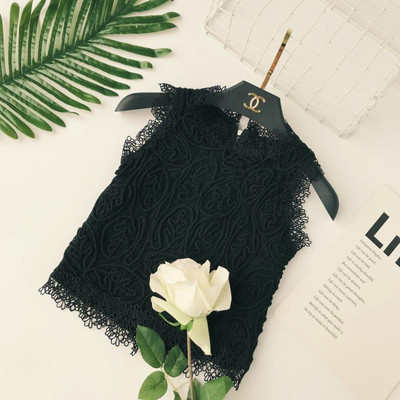 Κομψό γυναικείό αμάνικο με κεντήματα σε μαύρο και άσπρο χρώμα