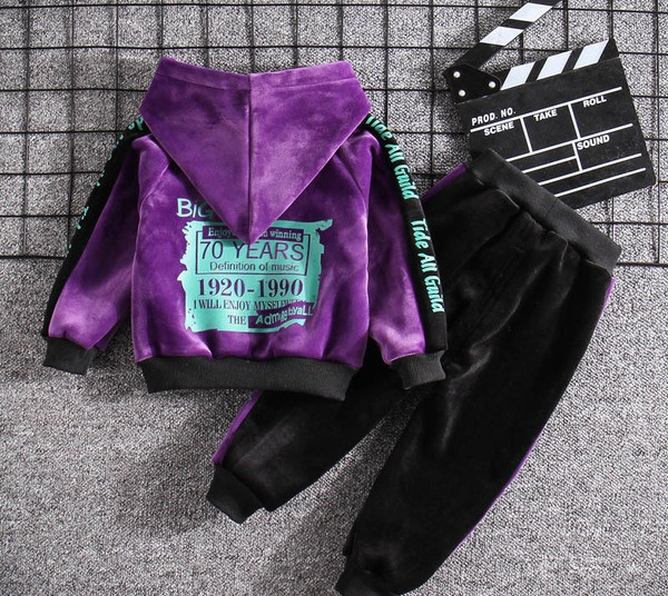 Modern bársony gyerekkészlet két színben, fiúknak és lányoknak egyaránt