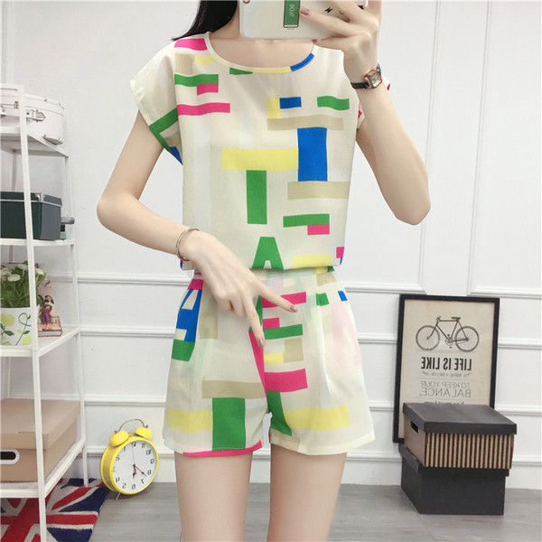 Modern női kétrészes szett három színben