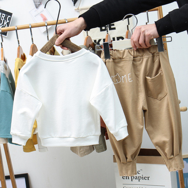 Egyszerű gyerekkészlet két színben felirattal fiúknak