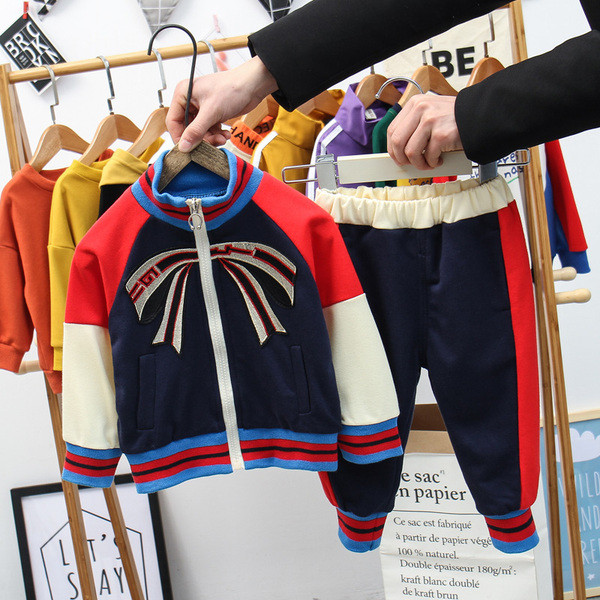 Ежедневен детски спортен екип за момчета 