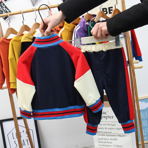 Ежедневен детски спортен екип за момчета 