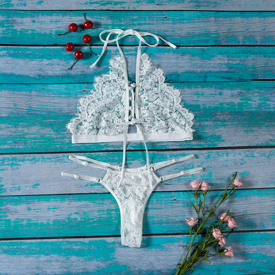 Intimate  γυναικεία εσώρυχα από δαντέλα με  δεσμούς σε μαύρο και άσπρο χρώμα