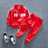 Μοντέρνα παιδικά αθλητικά ρούχα για αγόρια με κόκκινο χρώμα