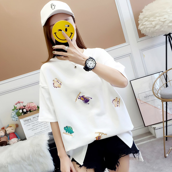 Modern női póló rövid ujjal, rátéttel, három színben