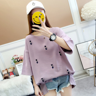 Κομψή γυναικεία μπλούζα με κοντό μανίκι και ευρύ σχέδιο σε δύο χρώματα