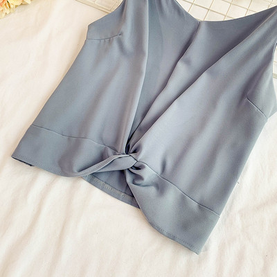 Γυναικείο αμάνικο με V-λαιμό σε έξι χρώματα