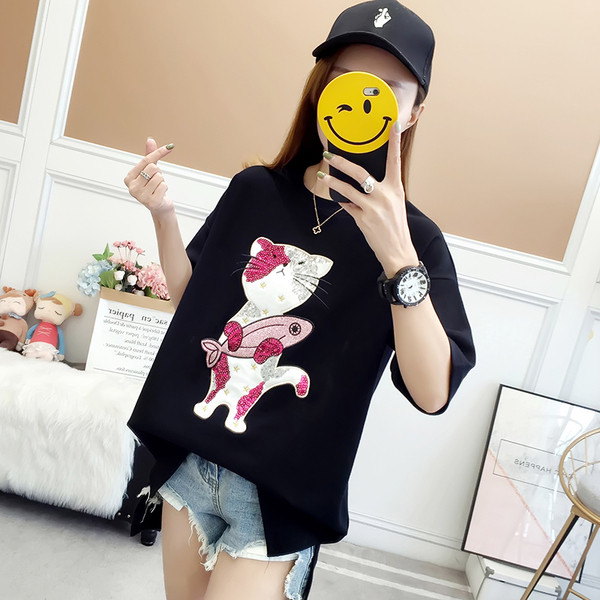 Modern női póló rövid ujjú rátéttel és flitterekkel, több színben