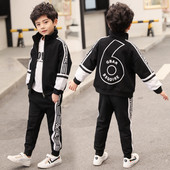 Sport és napi gyerekcsapat fiúknak két színben