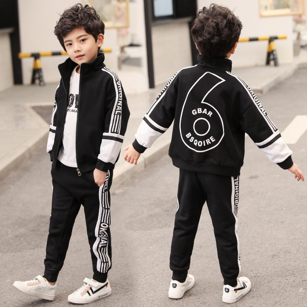 Sport és napi gyerekcsapat fiúknak két színben