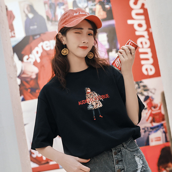 Női alkalmi póló rövid ujjú szürke és fekete színben