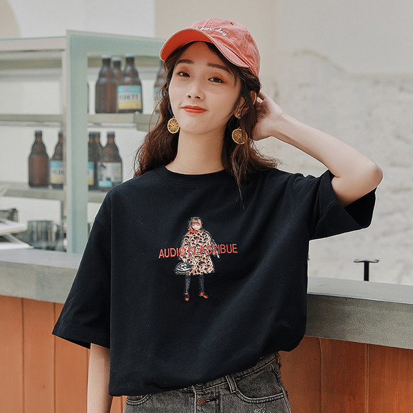 Női alkalmi póló rövid ujjú szürke és fekete színben