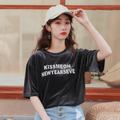 Modern női blúz, rövid ujjú, három színben feliratos