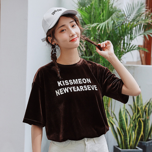 Modern női blúz, rövid ujjú, három színben feliratos