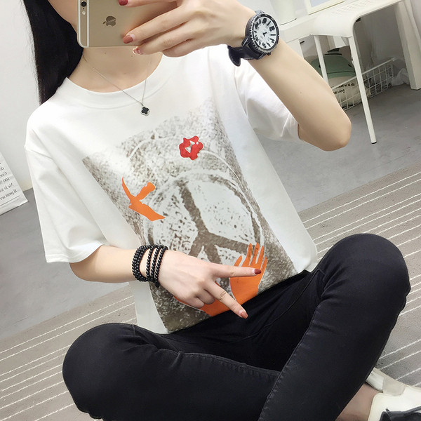 Tricou casual dama cu maneca scurta si aplicatie in alb