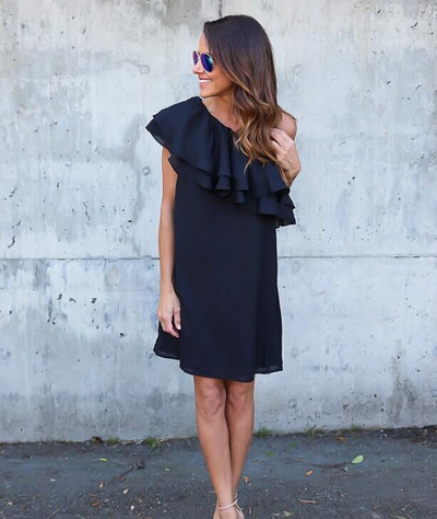 Κομψό γυναικείο φόρεμα σε ροζ και μαύρο χρώμα