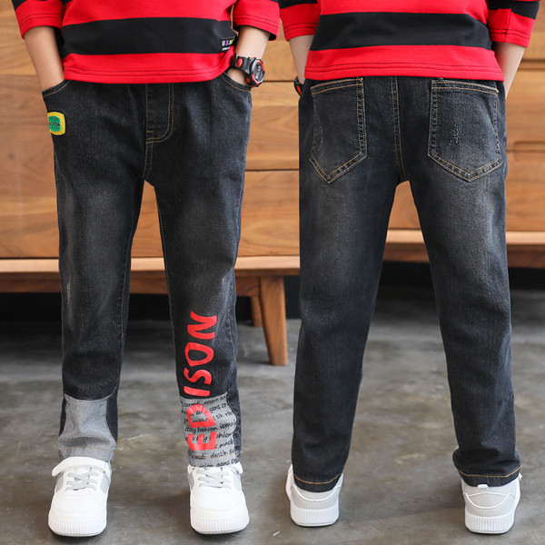 Modern gyerekfarmer fiúknak két színben felirattal