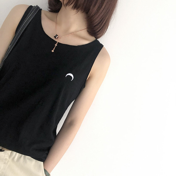 Női lezser felső négy színben hímzéssel