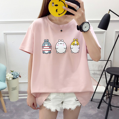 Μοντέρνα γυναικεία μπλούζα με τρισδιάστατη εφαρμογή