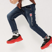 Modern gyerekfarmer fiúk felirattal