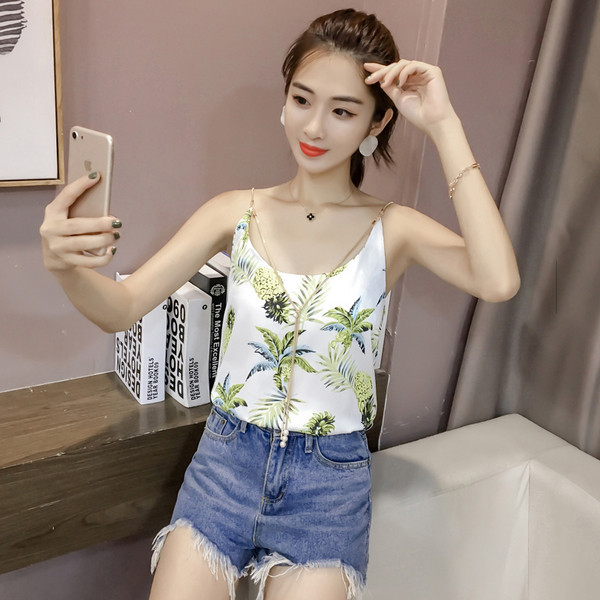 Női nyári akasztófelső vékony pántokkal, négy színben