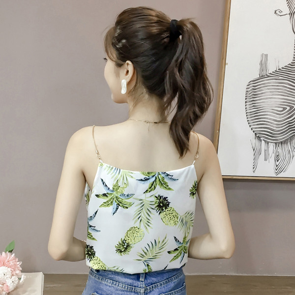 Női nyári akasztófelső vékony pántokkal, négy színben